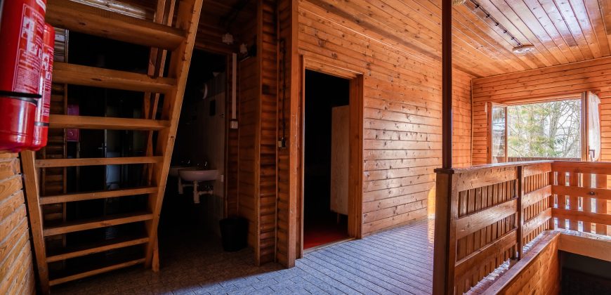 Priestranná horská chata v Národnom parku Muránska planina